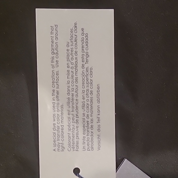 Tommy Hilfiger shorts - Picture 5 of 7